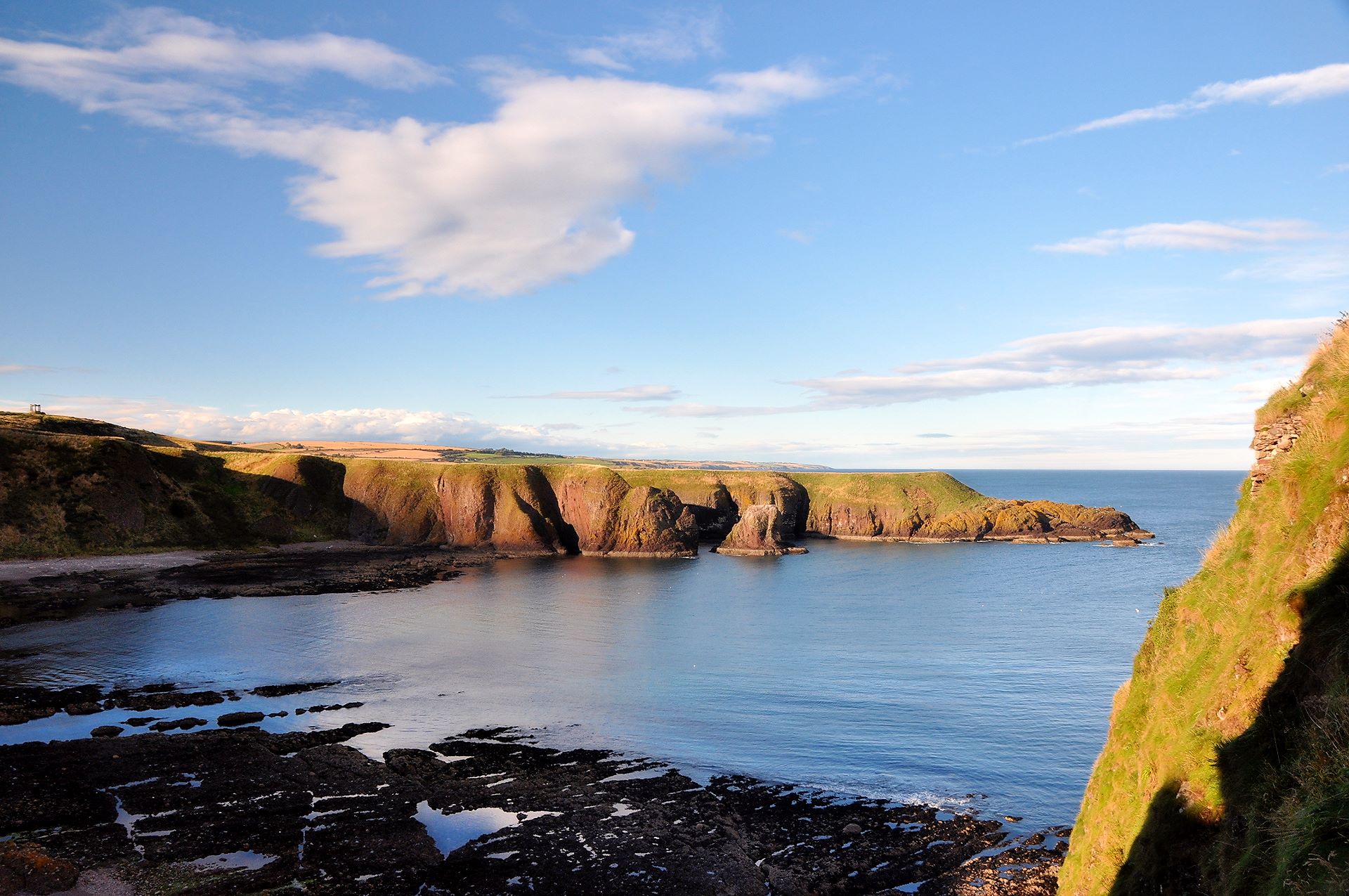 Dunnottar Castle, Stonehaven (Photo license: CC BY-SA 2.0)